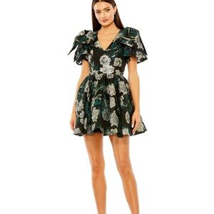 Mac Duggal 20721 Bow Shoulder Party Dress. 6